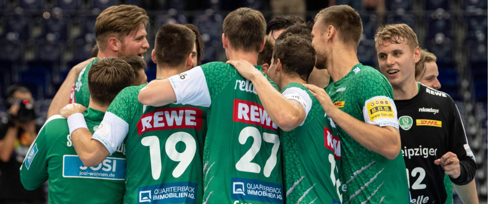 QUARTERBACK Immobilien als Spieltagspräsentator des ersten Heimspiels des SC DHfK Leipzig