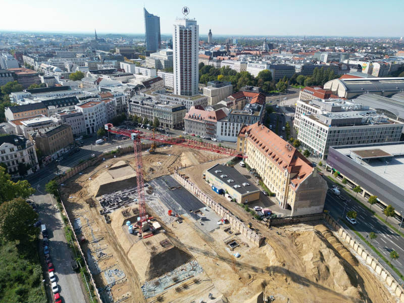 Blick auf Baustelle Krystallpalast-Areal
